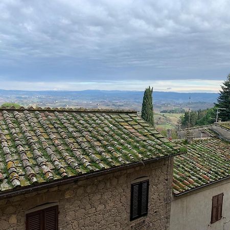 Leone Apartment San Gimignano Bagian luar foto