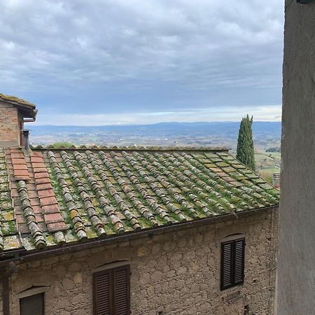 Leone Apartment San Gimignano Bagian luar foto